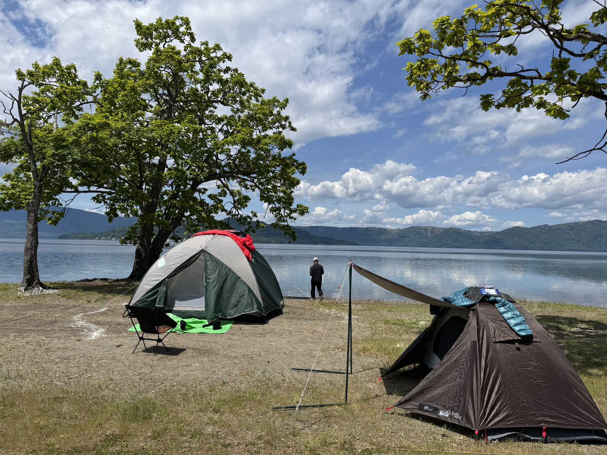 湖畔目の前!
