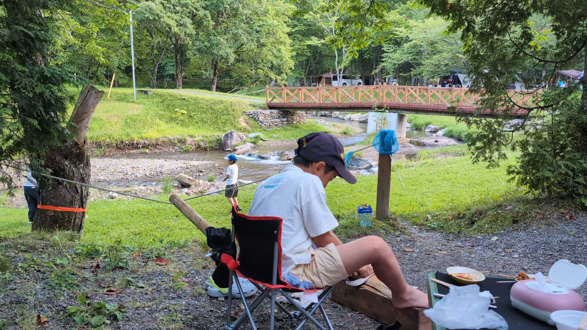 川はすぐそこ