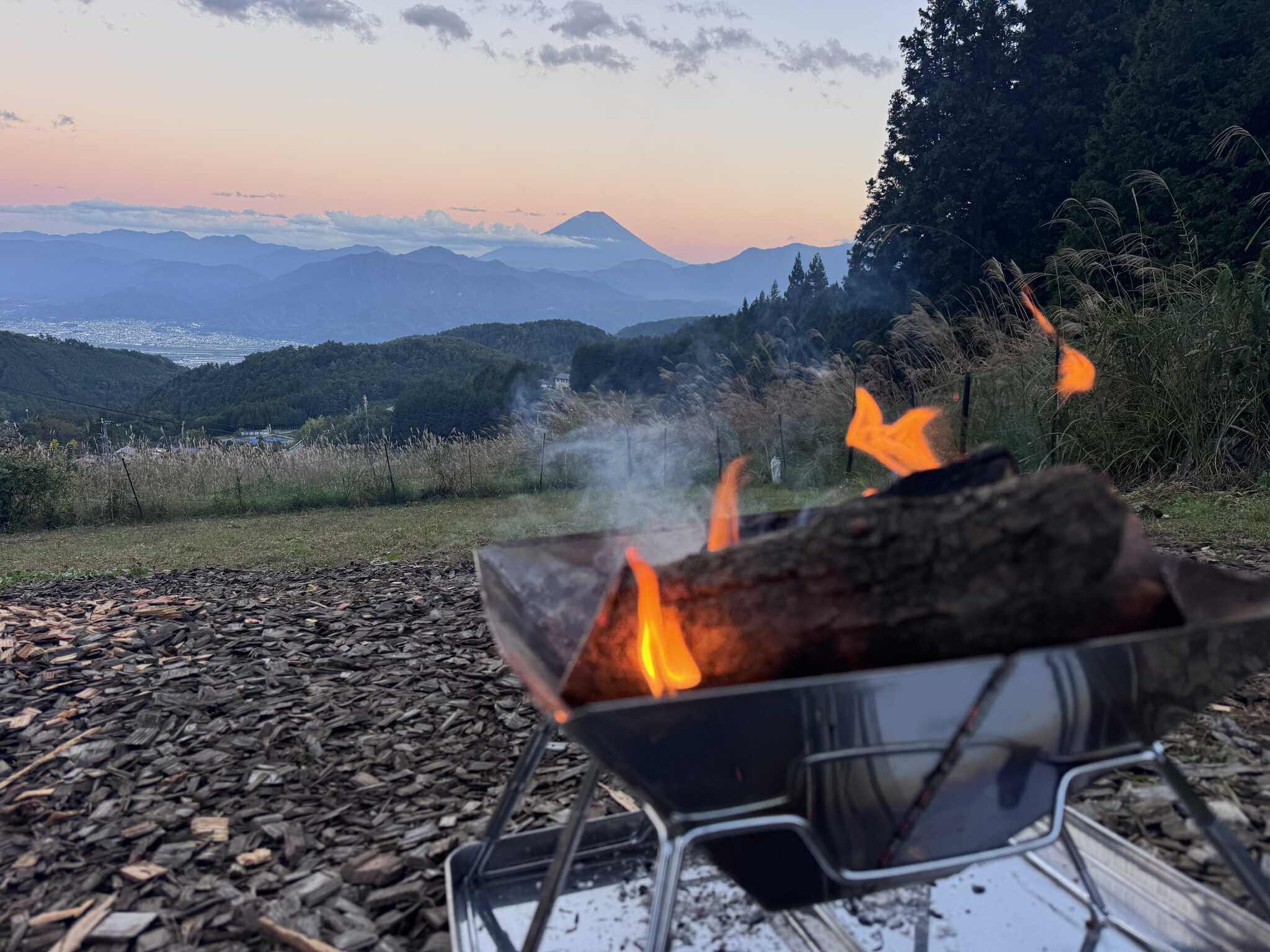 焚き火と富士山