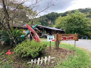 オートキャンプ・フルーツ村