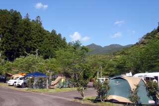 円満地公園オートキャンプ場