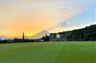 OUTDOOR HILL VILLAGE