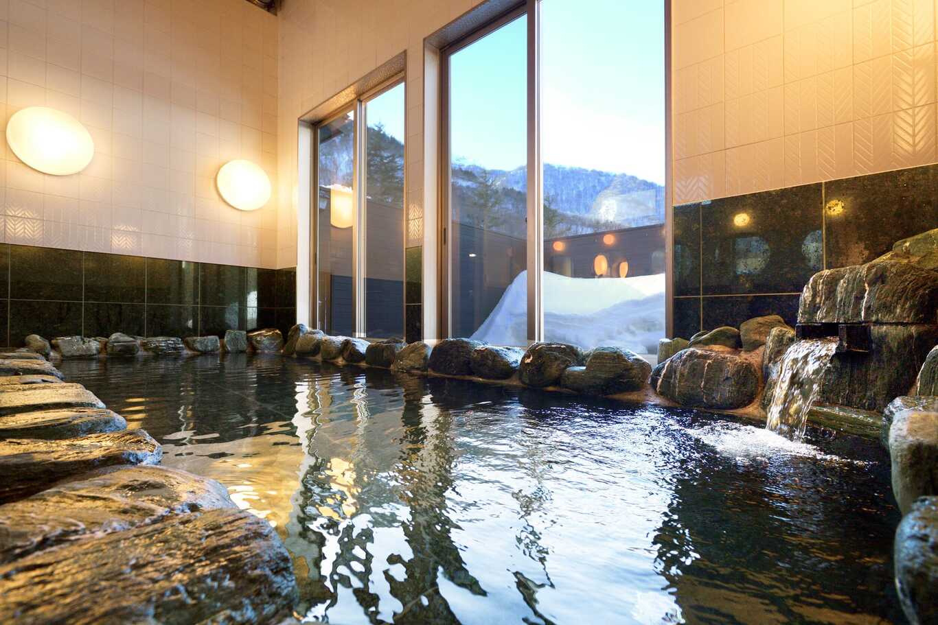 谷川岳温泉湯吹の湯オートキャンプ場 photo 3