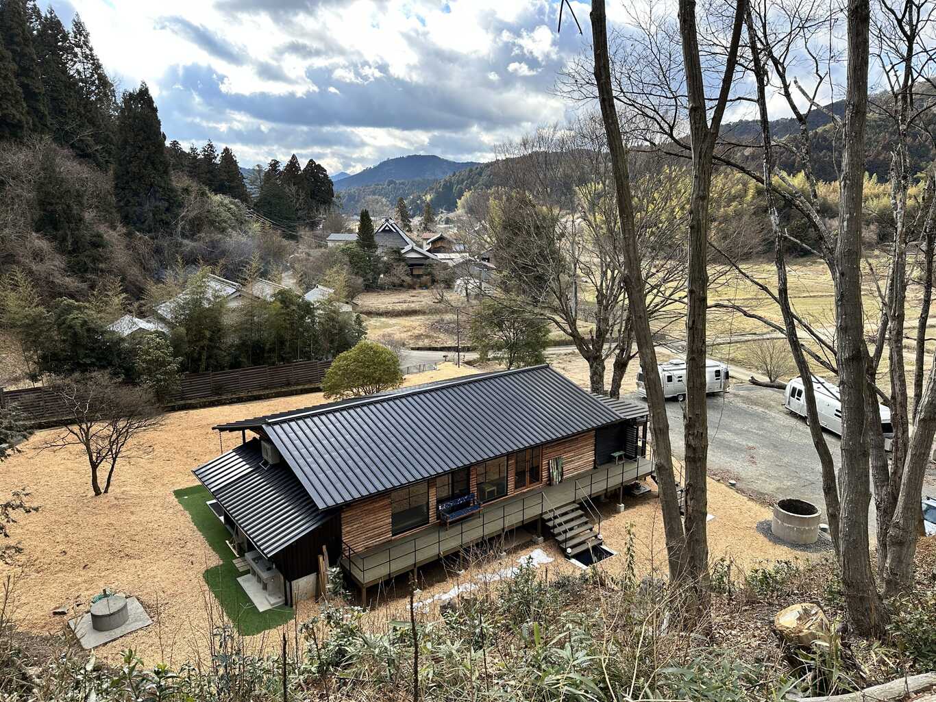 AWESOME CAMP HACHIMORI