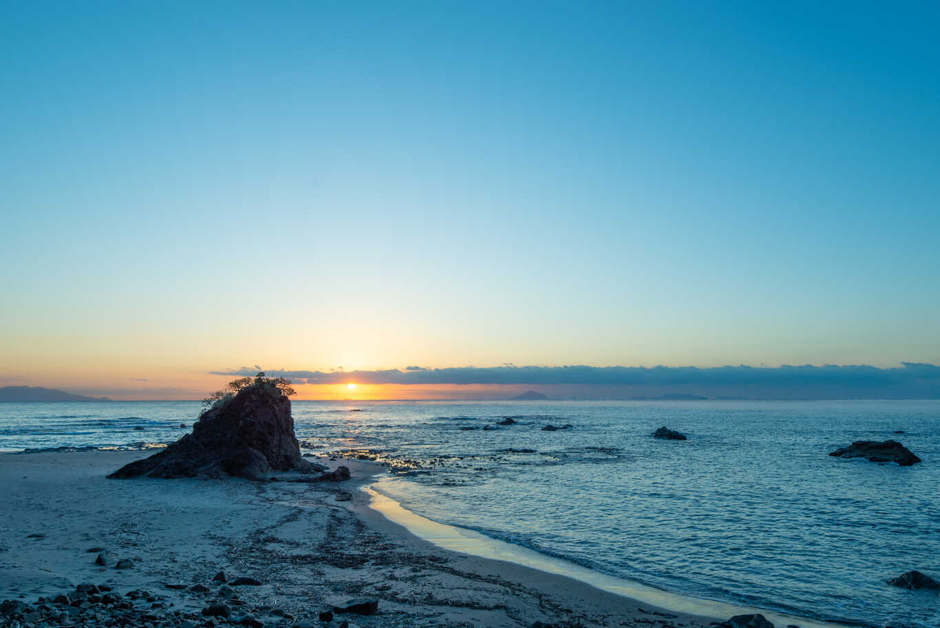 KAWAZU BEACH HOUSE BLUE MOON photo 3