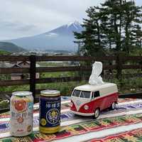 富士山を見ながら乾杯